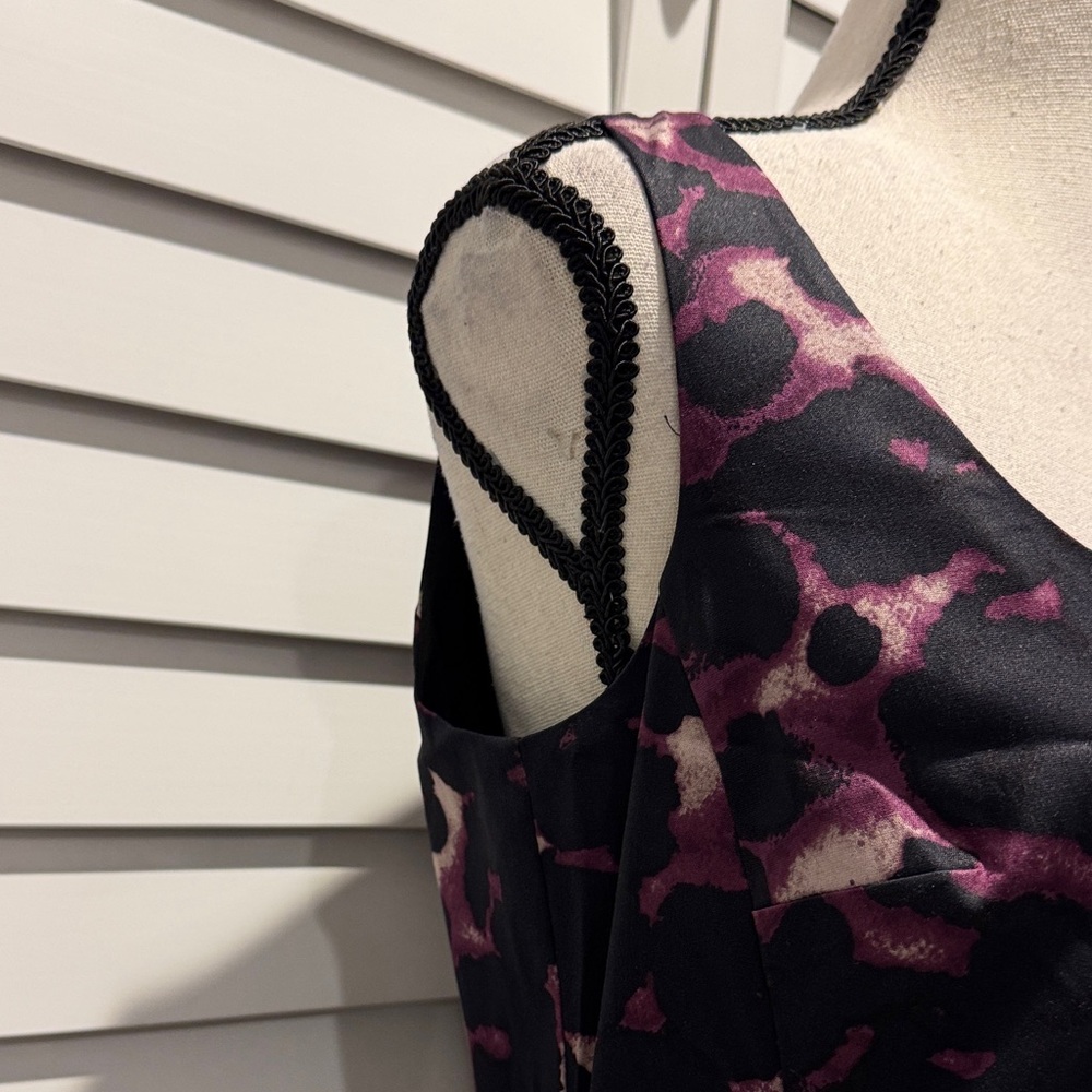 Ann Taylor Black and Pink Patterned lined Midi Cocktail Dress. - Picture 4 of 8